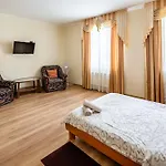 On Yana Zhizhky Апартаменты