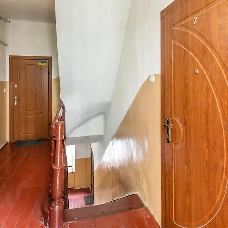 On Yana Zhizhky Apartment *