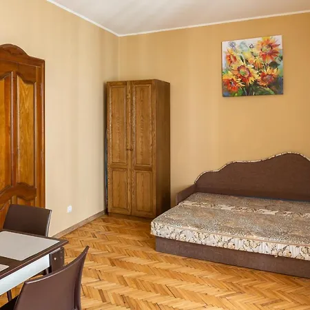 On Yana Zhizhky Apartment *