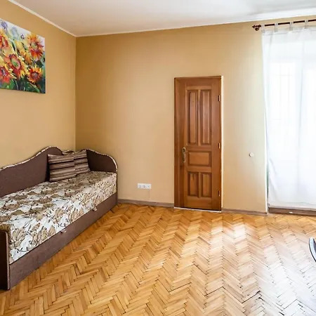 On Yana Zhizhky Apartment *