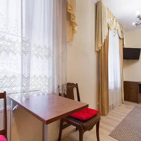 On Yana Zhizhky リヴィウ